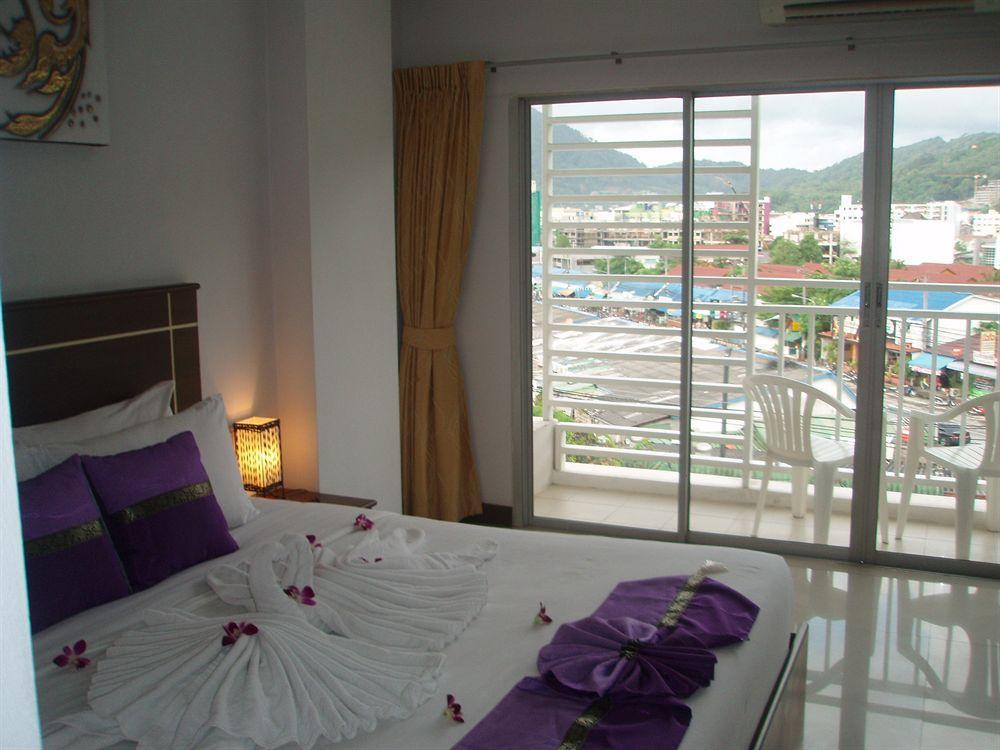 Soleluna Hotel Patong Exterior foto